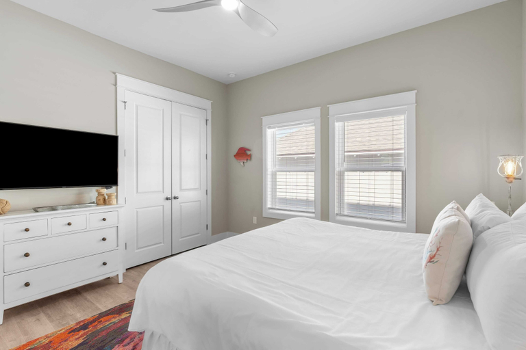 Bedroom 3, Mins to Beach Access + Pet-friendly + Golf Cart 30A White Sands by Avantstay, Walton