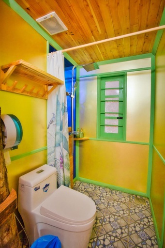Bathroom, Mang Đen Treehouse Village Resort & Zipline, Kon Plông