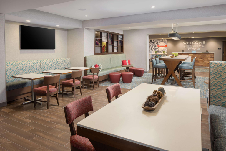 Public Area 2, Hampton Inn Hornell, Steuben