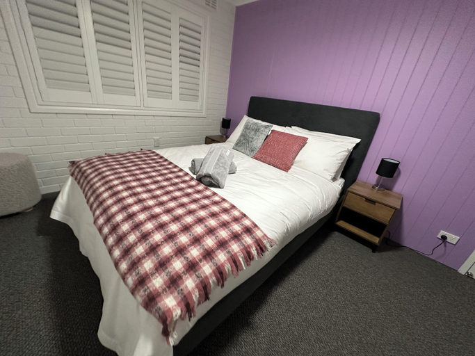 Bedroom 3, Central Cullen Apartments, Wagga Wagga - Pt A