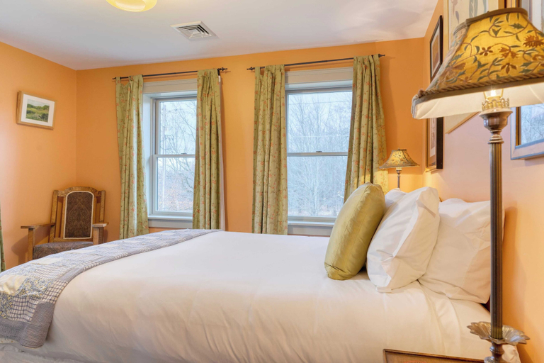 Bedroom 3, Catskill Park Farm by Avantstay Huge Yard, Fire Pit Near Windham Ski Resort, Greene