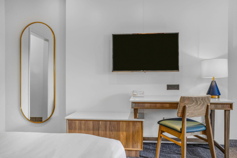 Bedroom 14