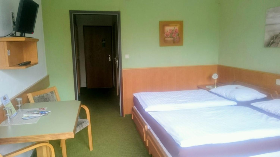Bedroom 3, Pension Fruhwirth, Oberwart