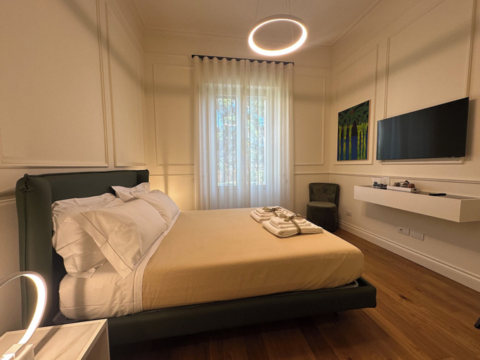 Bedroom 3, MARI Luxury Rooms and Suites, Bari