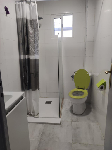 5, 11-Habitacion del piso, Alicante