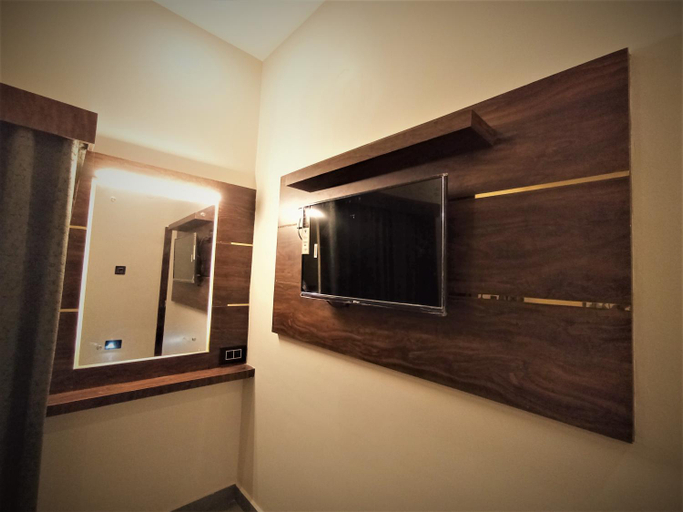 Others 5, HOTEL ELITE, Ramanathapuram