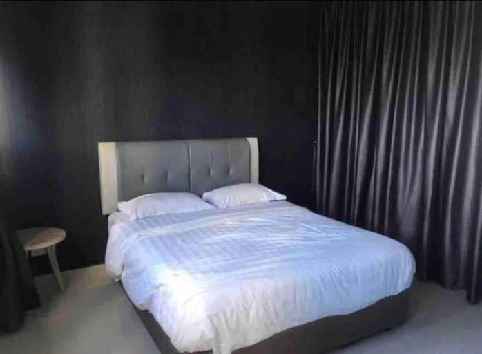 Others 3, RM50  SUPER KING BED PROMO 🛌  5 MINS to LEGOLAND, Johor Bahru