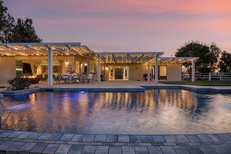 Others 1, Summit Ranch by Avantstay Infinity Pool + Views, Riverside