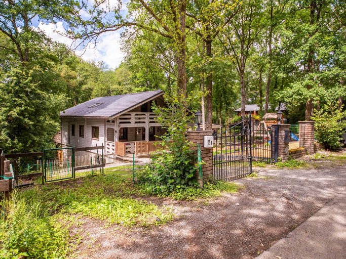 Exterior & Views 2, Chalet with sauna near Durbuy, Luxembourg