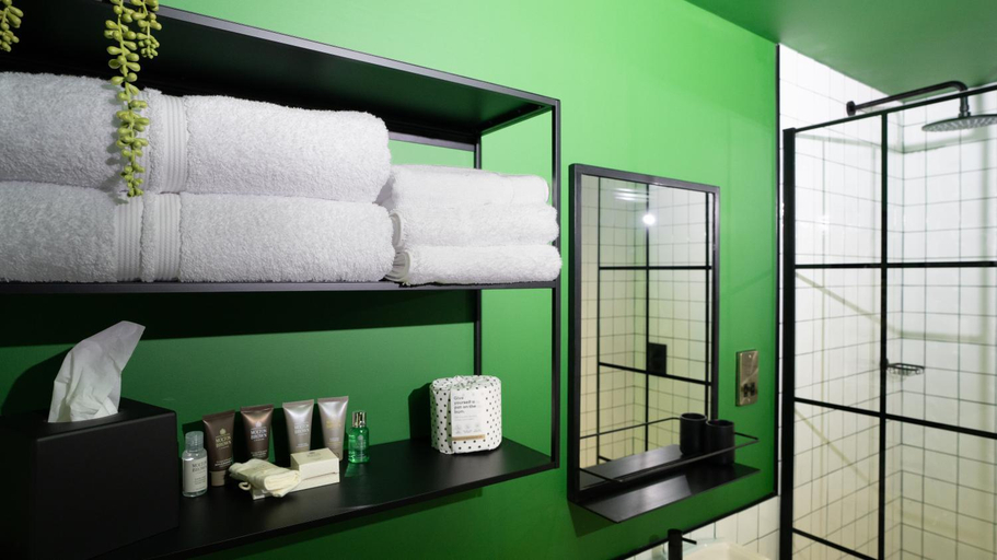 Bathroom 3, Ingleside House, Gloucestershire