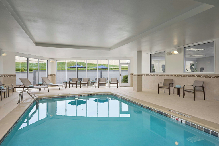 Sport & Beauty 5, Courtyard by Marriott Denver Southwest/Littleton, Douglas