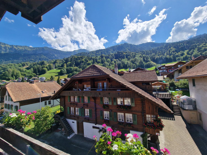 Others 3, Hotel Kreuz, Interlaken
