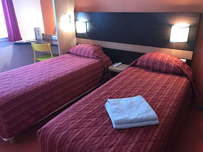 Bedroom 3, Premiere Classe Beaune, Côte-d'Or