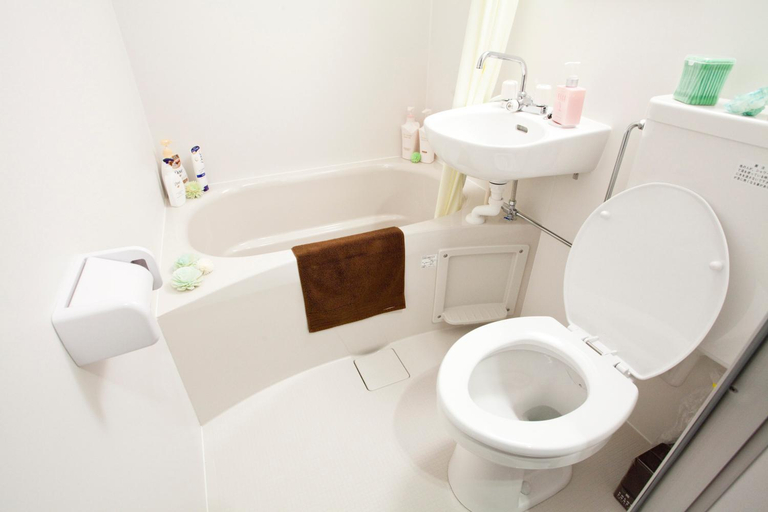 Bathroom 3, D3. Sensoji 3min, AsakusaSta 10min, Wifi, Max10, Taitō