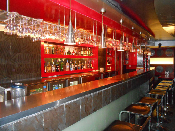 Food & Drinks 4, Lytton Hotel, Kolkata