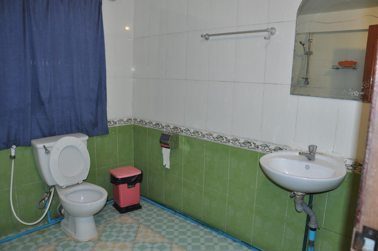 Bathroom 3