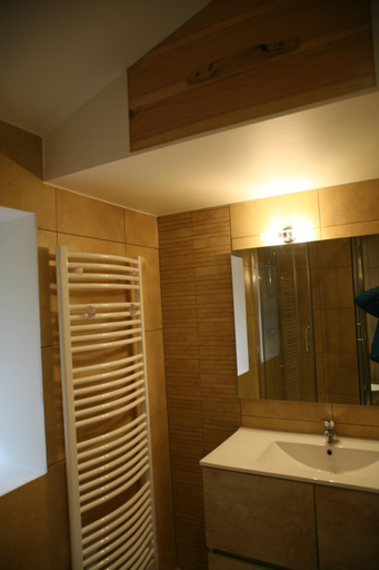 Bathroom 3, Centre de bien-etre Le Miel et l'Eau, Lot-et-Garonne