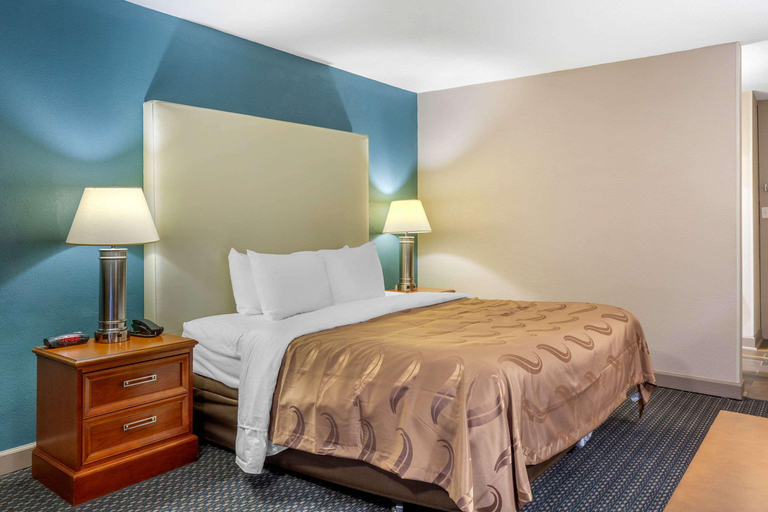 Bedroom 3, Quality Inn & Suites Durham, Wake