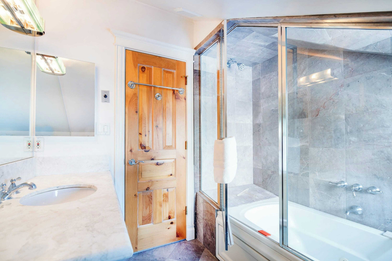 Others 2, Hruza Hideout by Avantstay Walkable Location + Free Ski Shuttle, Mountain View, San Miguel