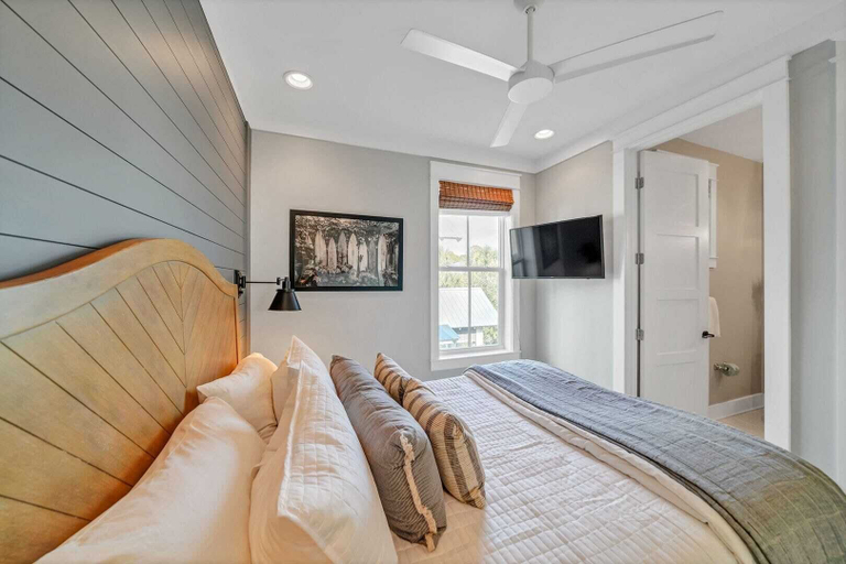 Bedroom 4, Bella Sol by Avantstay Resort Pool, Private Beach Access, Bikes, Walton