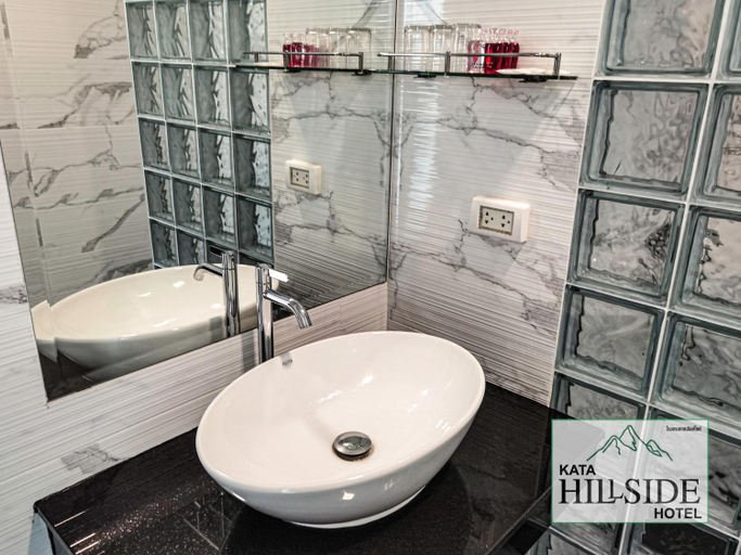 Bathroom 3, Kata Hillside Hotel, Pulau Phuket