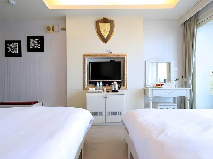 Bedroom 2, STARRISE LEISURE HOTEL, Hualien