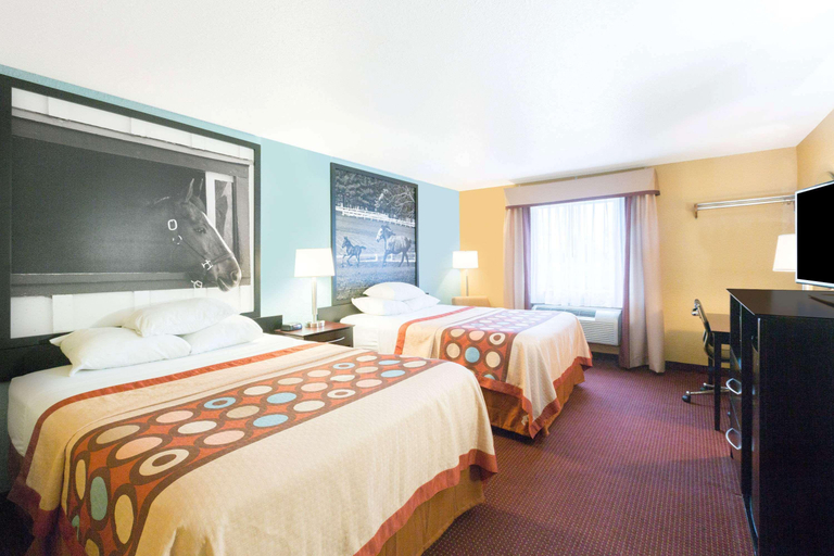 Bedroom 3, Super 8 By Wyndham Richmond, Madison