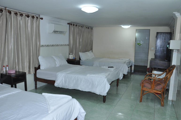 Bedroom 6