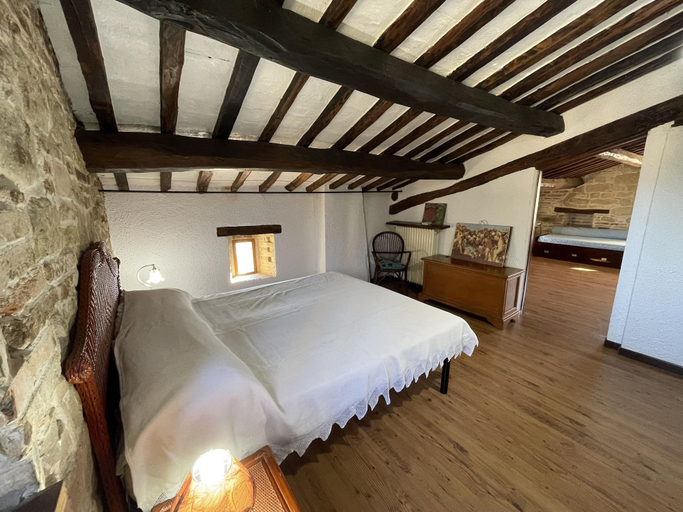 Room 4, Scenic Hideaway With Pool, Fermo