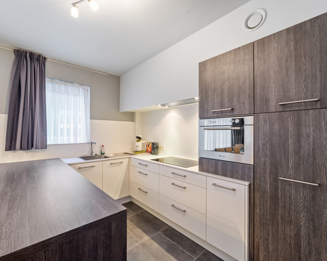 Private kitchen 2, Comfortable Flat in the Heart of Blankenberge, West-Vlaanderen