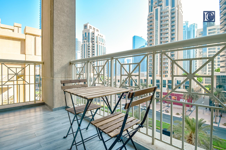 Others 4, Elegant 3BR Apt with 4 Balconies in 29 Blvd, Dubai