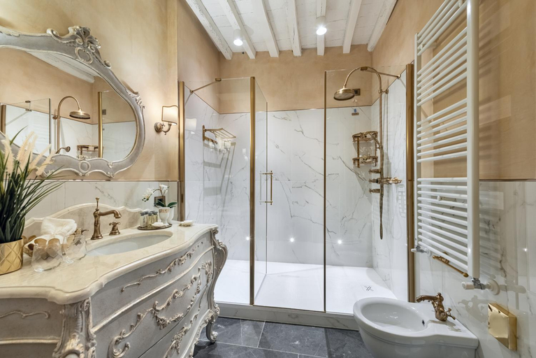 Bathroom 4, Il Miraggio in Val d'Orcia Relais & Spa, Siena
