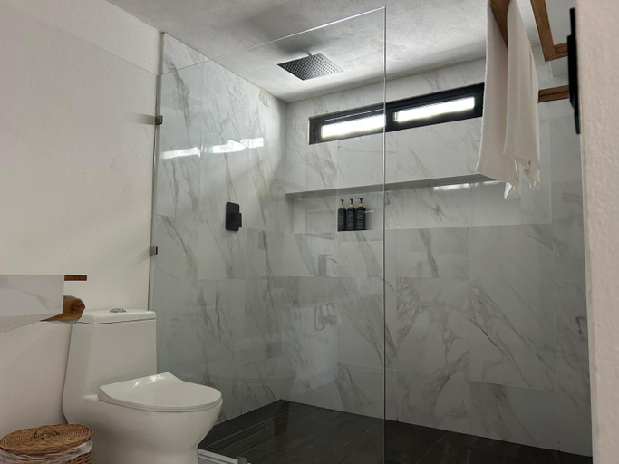 Bathroom 4, Hotel Solana Bacalar Lakefront, Othón P. Blanco