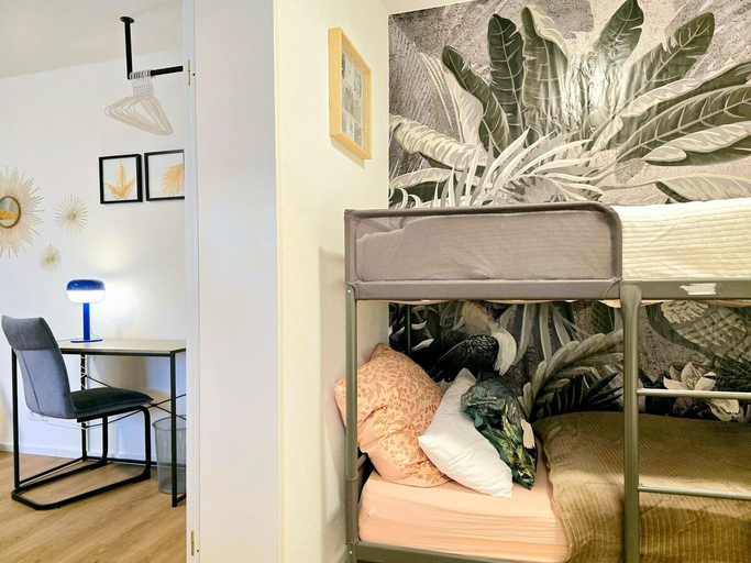 Bedroom 2, Urban Jungle Riesiger Balkon | Parken Arbeitsplatz, Offenbach am Main