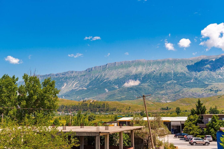 Room 2, Bliss Triple Room Free Parking Wifi, Gjirokastrës