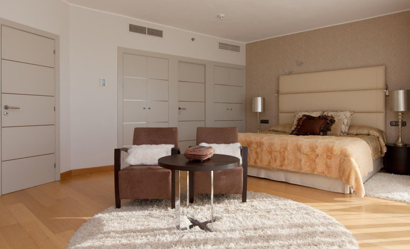 Bedroom 3, Senator Banus Spa Hotel, Málaga