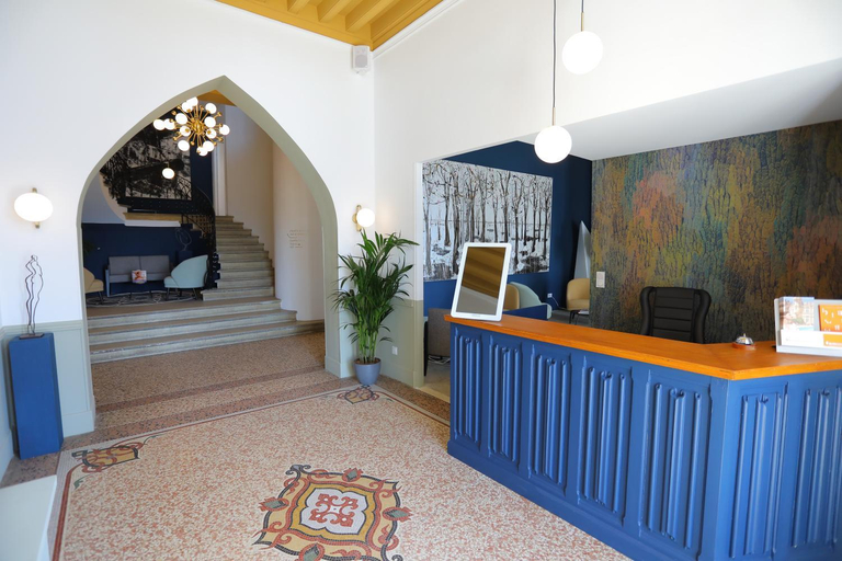 Public Area 4, Hostellerie du Chateau des Fines Roches, Vaucluse