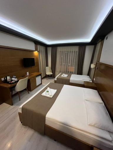 Bedroom 3, TOPCUOGLU GRAND OTEl, Gerede