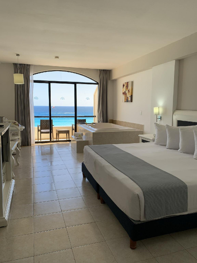 Bedroom 3, Golden Parnassus Resort & Spa - All Inclusive (Adults Only), Benito Juárez