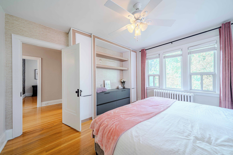 Bedroom 5, Majestic 4BR Villa, Toronto