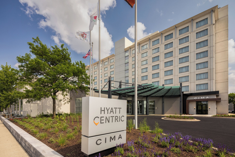 Exterior & Views 2, Hyatt Centric Chicago O'Hare, Cook