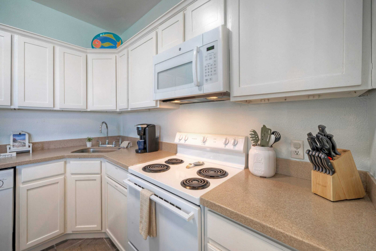 Others 2, Sleeps 24 4 Costa Bahia Units w/ Pool & Beach Access, Nueces