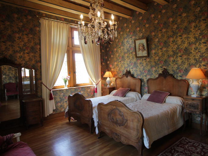 Bedroom 2, Domaine de La Vitrolle, Dordogne