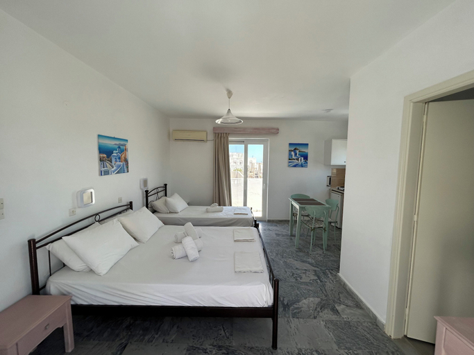 Bedroom 2, Kaloxenia Apartments, South Aegean