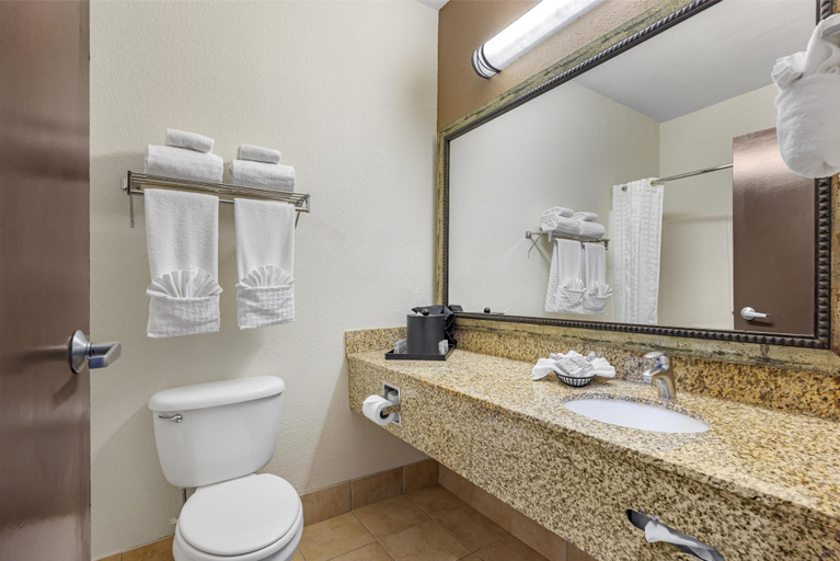 Bathroom 4, Best Western Woodburn, Marion