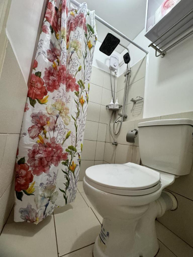 Others 5, Deca Suites 946, Pasig City
