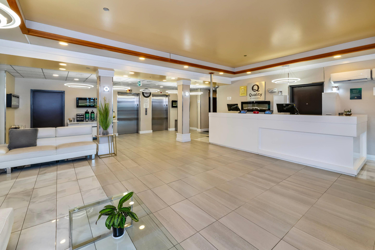 Public Area 2, Quality Inn Sunshine Suites, Kitimat-Stikine