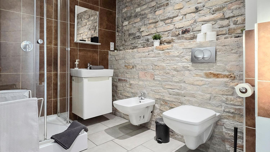 Bathroom 3, Upartments, Budapesti