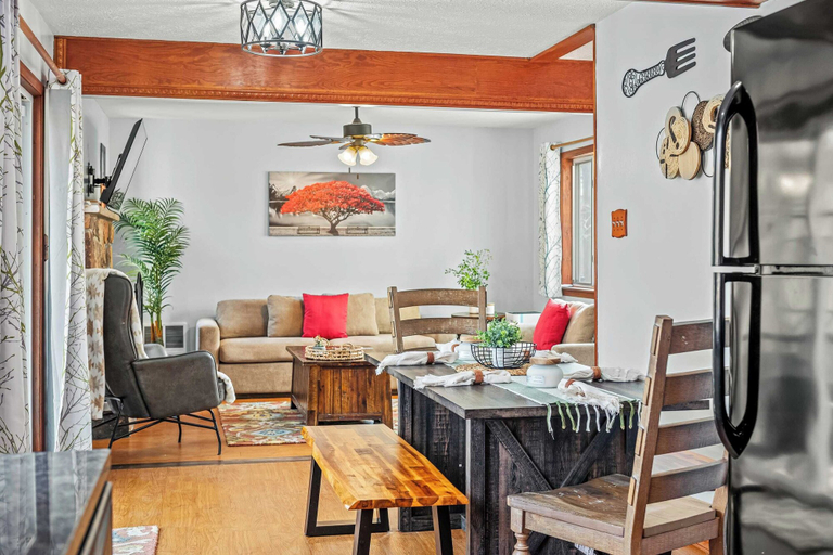 Others 5, Access to Private Lake, Pools, & Sports Complex Fire Pit Foxden by Avantstay, Monroe