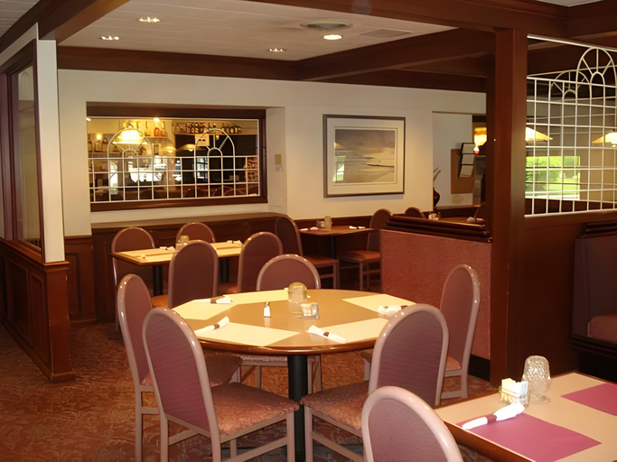 Food & Drinks 5, Red Carpet Inn and Suites Ebensburg, Cambria